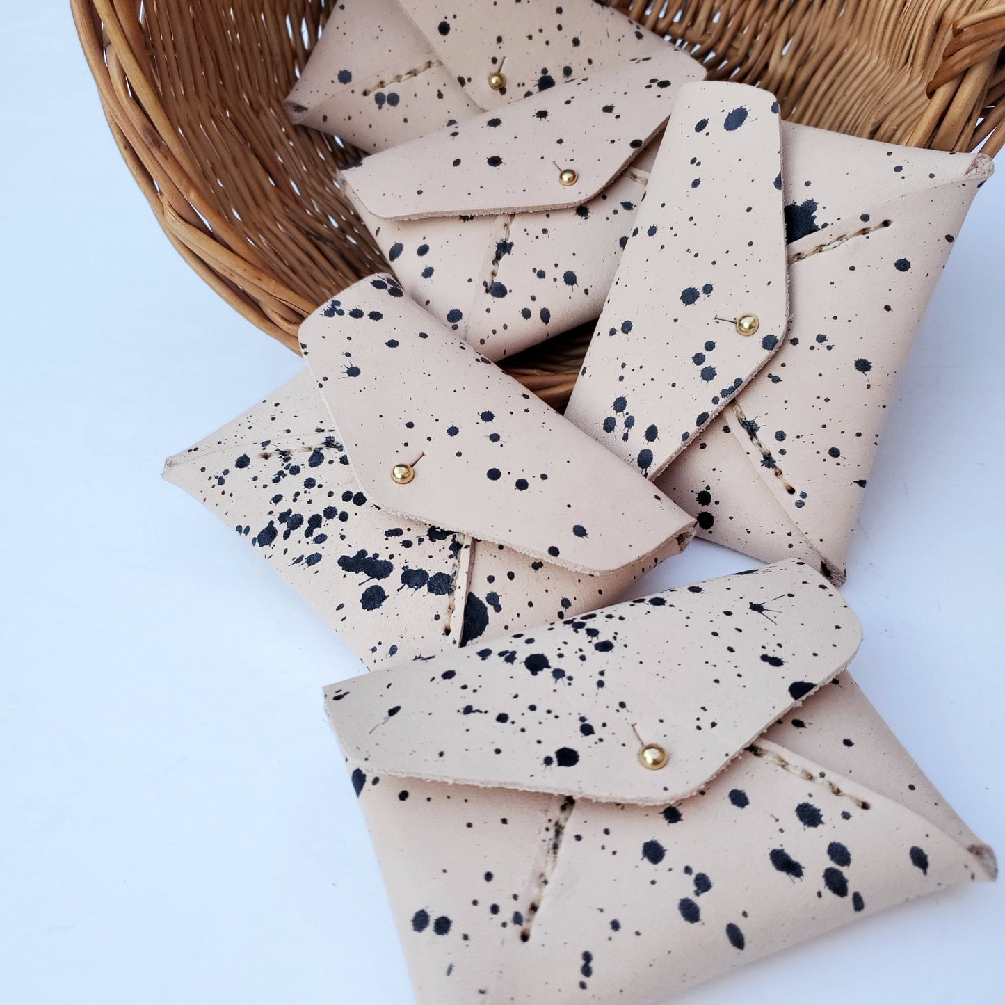 Idun goddess card case - dots