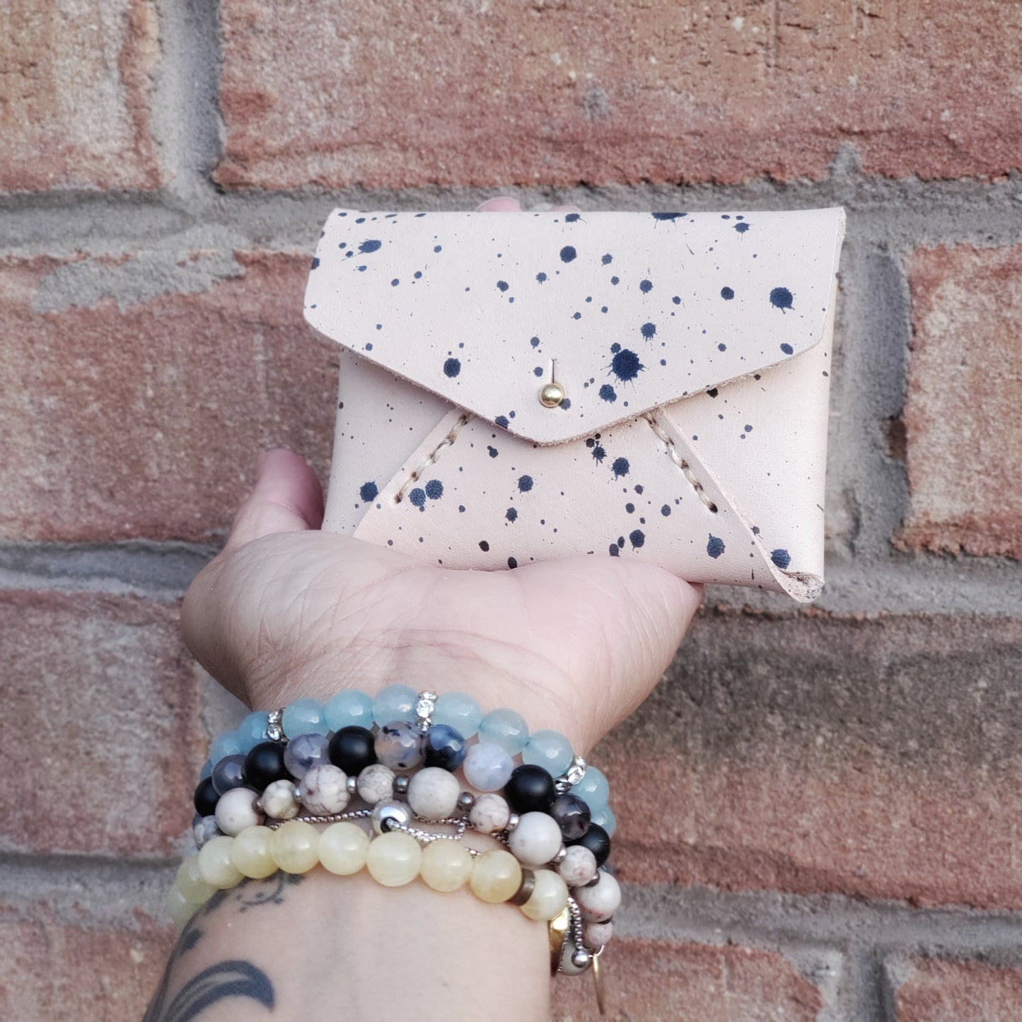 Idun goddess card case - dots