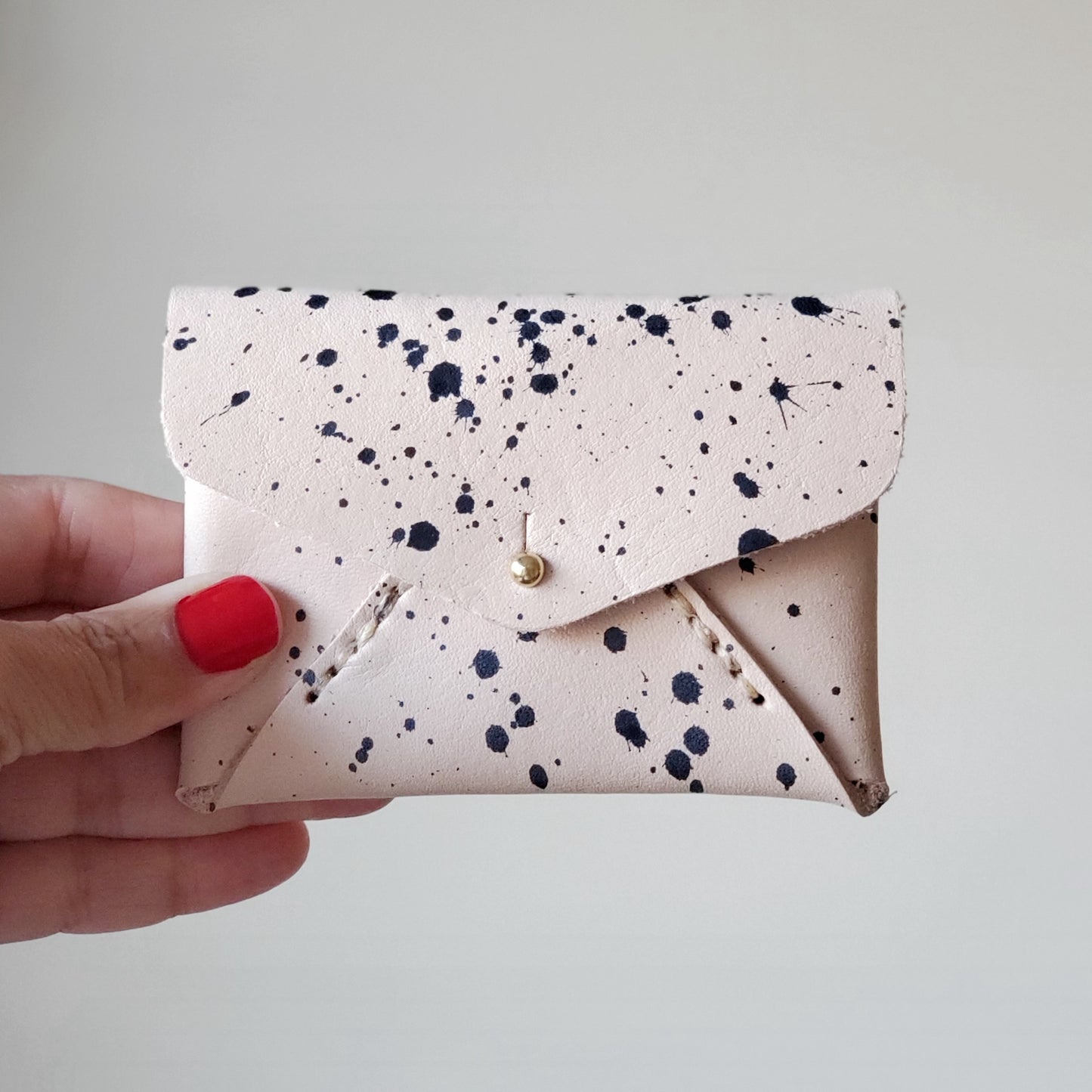 Idun goddess card case - dots