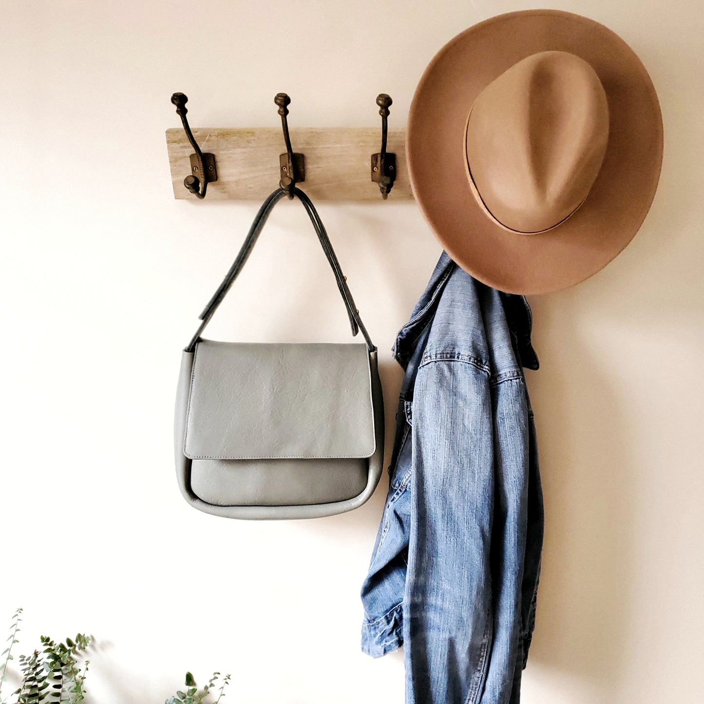 Timeless Leather shoulder bag - Valkyrie