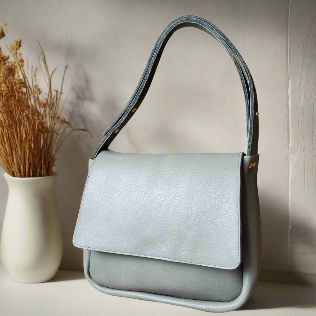 Timeless Leather shoulder bag - Valkyrie