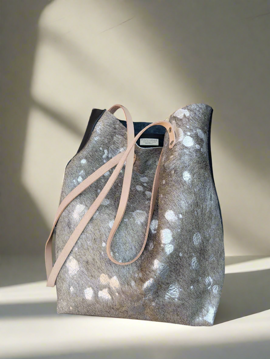 Midgård Essential Tote - silver/black