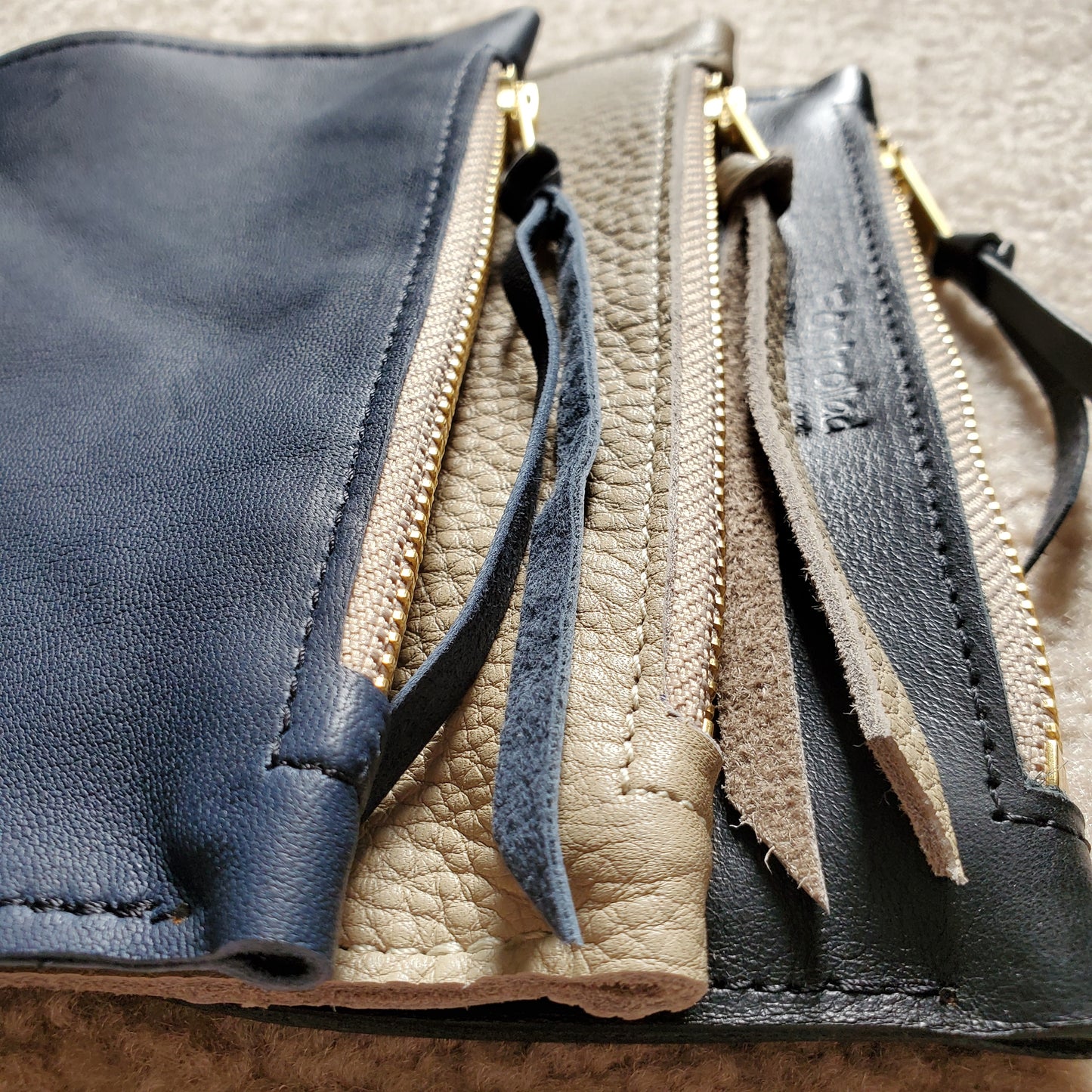Freya mini clutch - navy