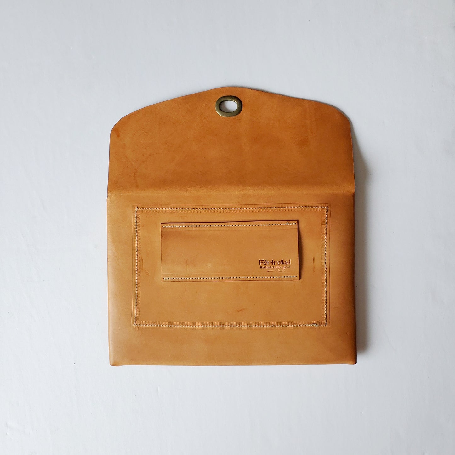 Idun envelop clutch