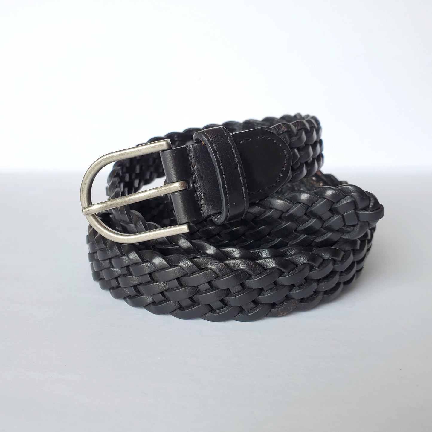 Braided leather belt - black