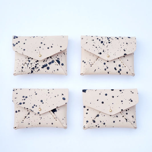 Idun goddess card case - dots