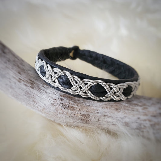 Berkana bracelet - New beginnings