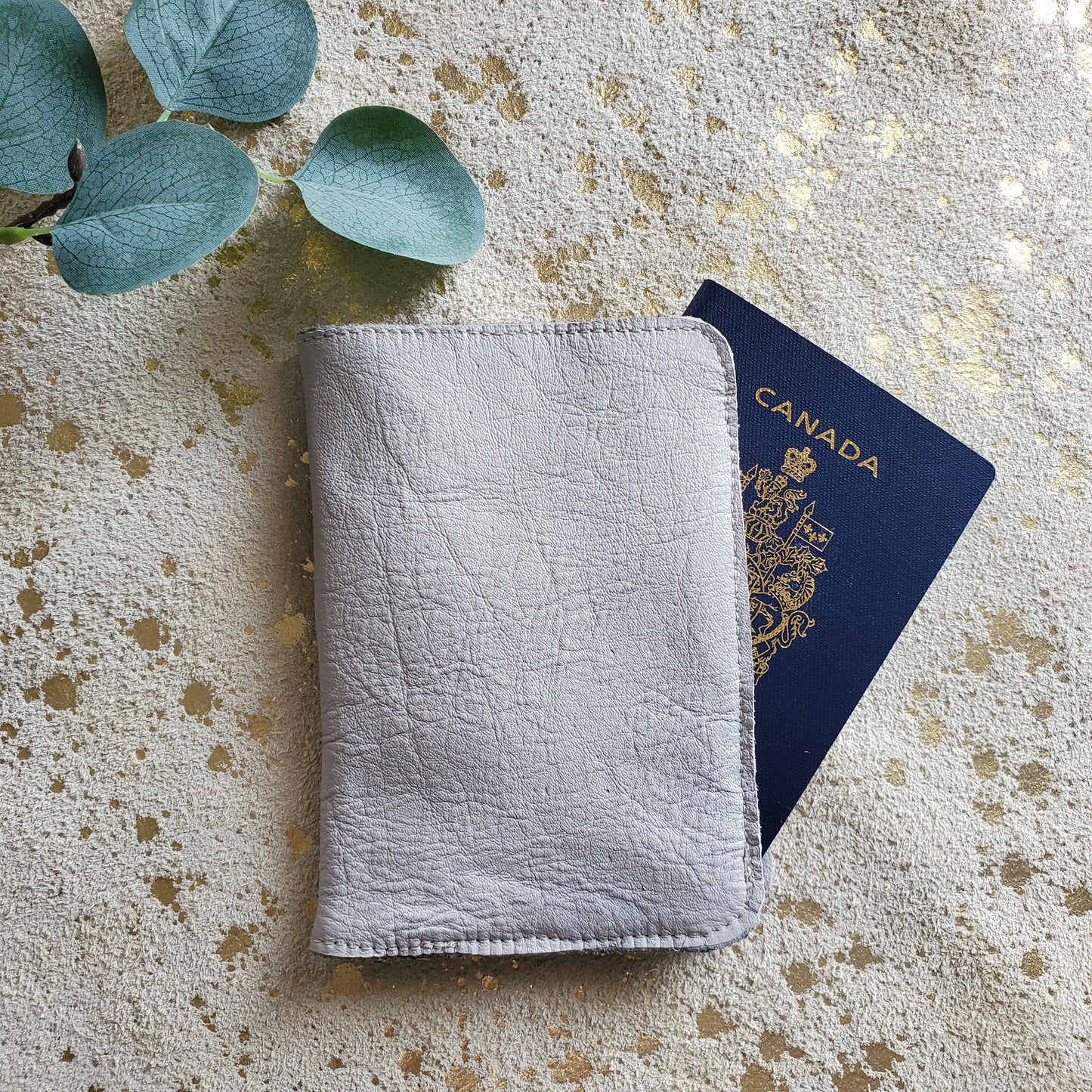 Passport Case Midgård - sand