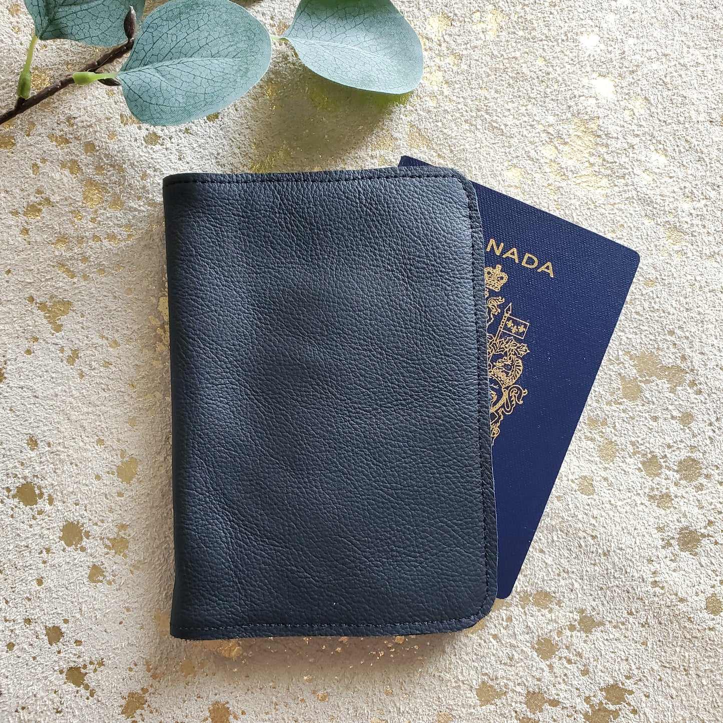 Passport Case Midgård - black