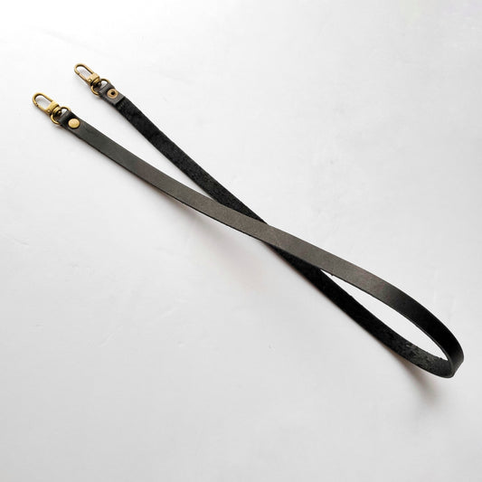 Shoulder strap vegetable tanned leather