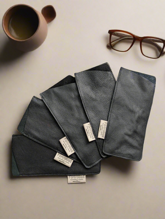 Gullveig Essential eyeglass Case