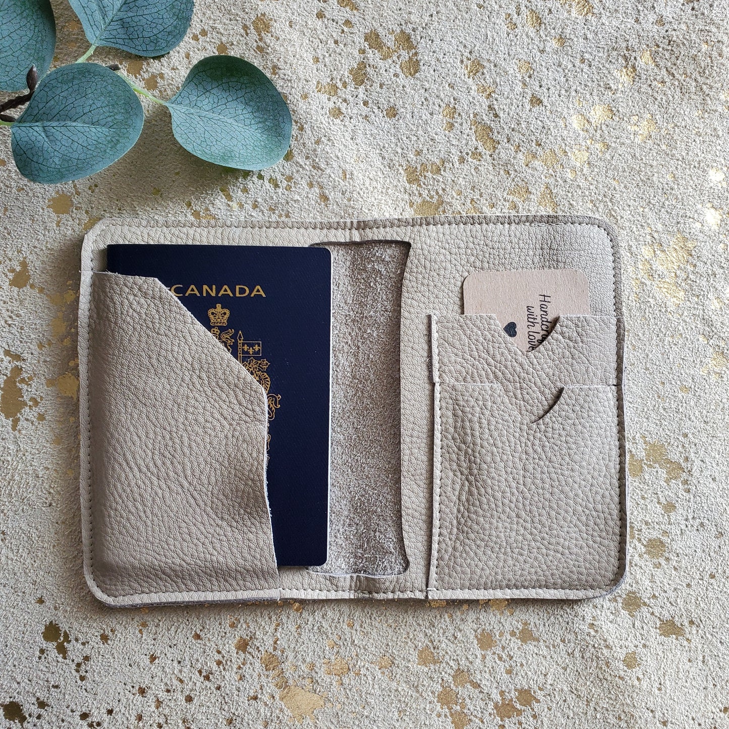Passport Case Midgård - oat