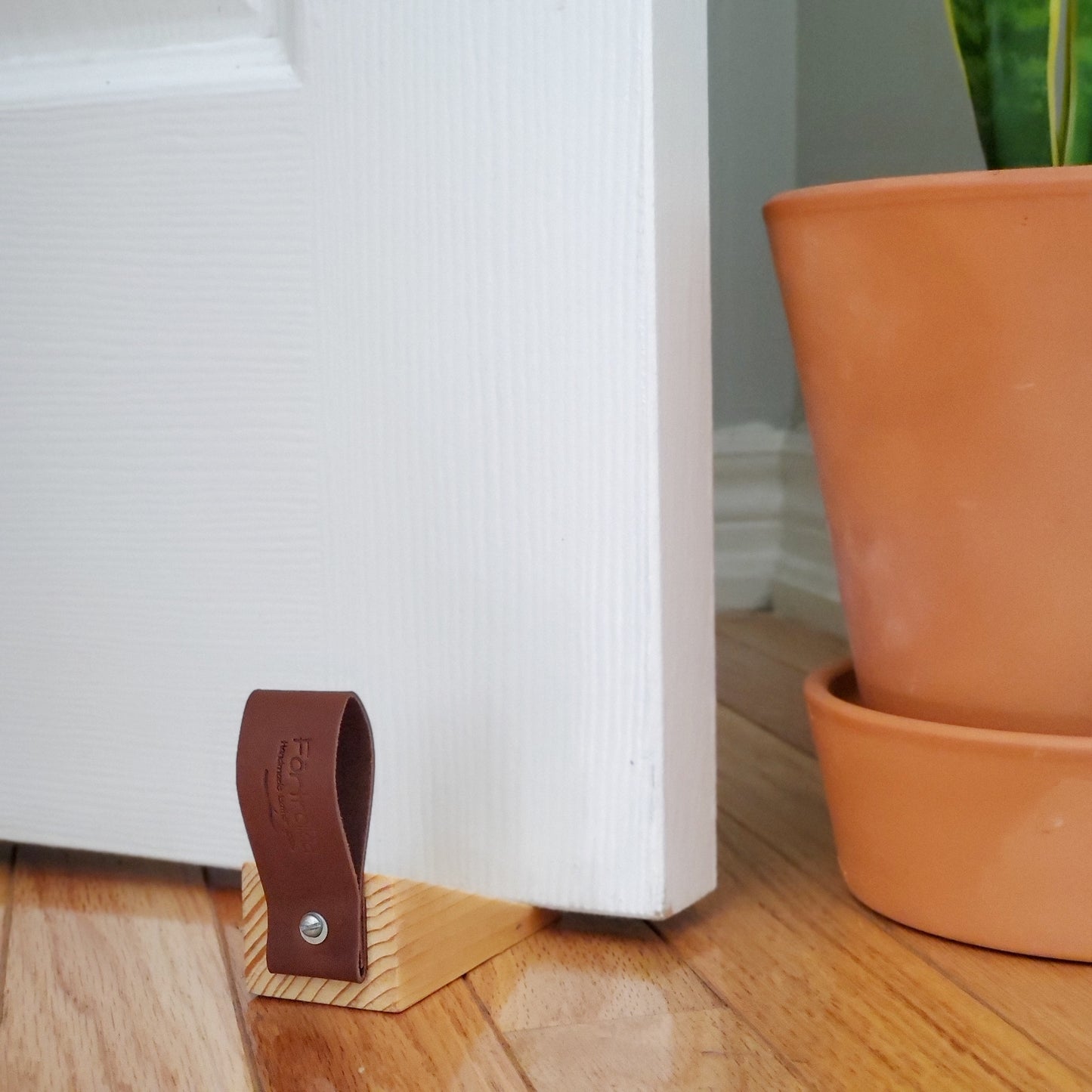 Isa wooden doorstop