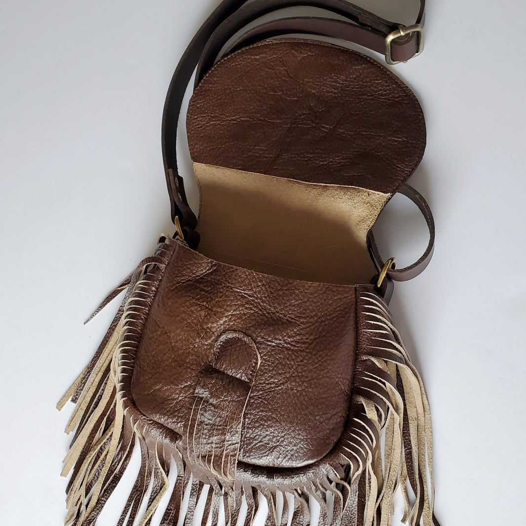 Timeless leather goods made with upcycled & new sustainable materials ...