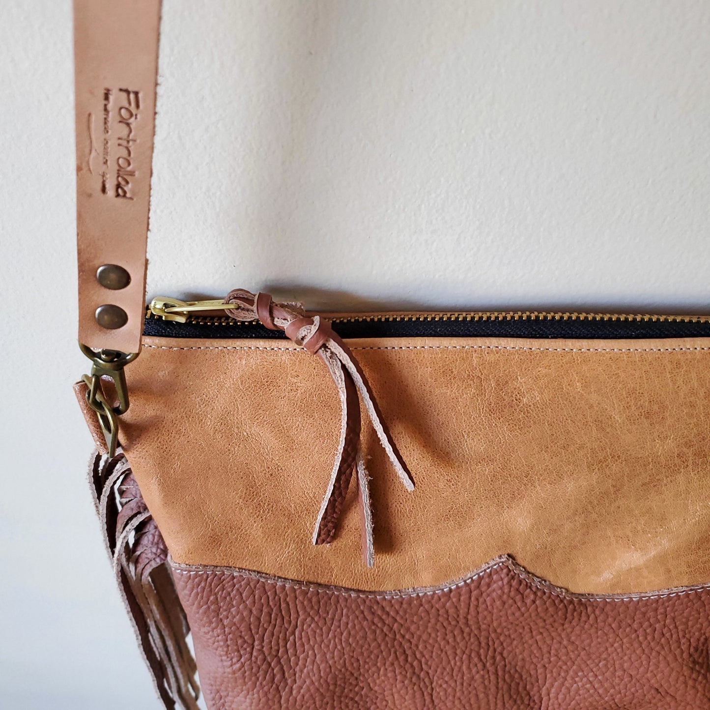 Sigyn fringe leather bag